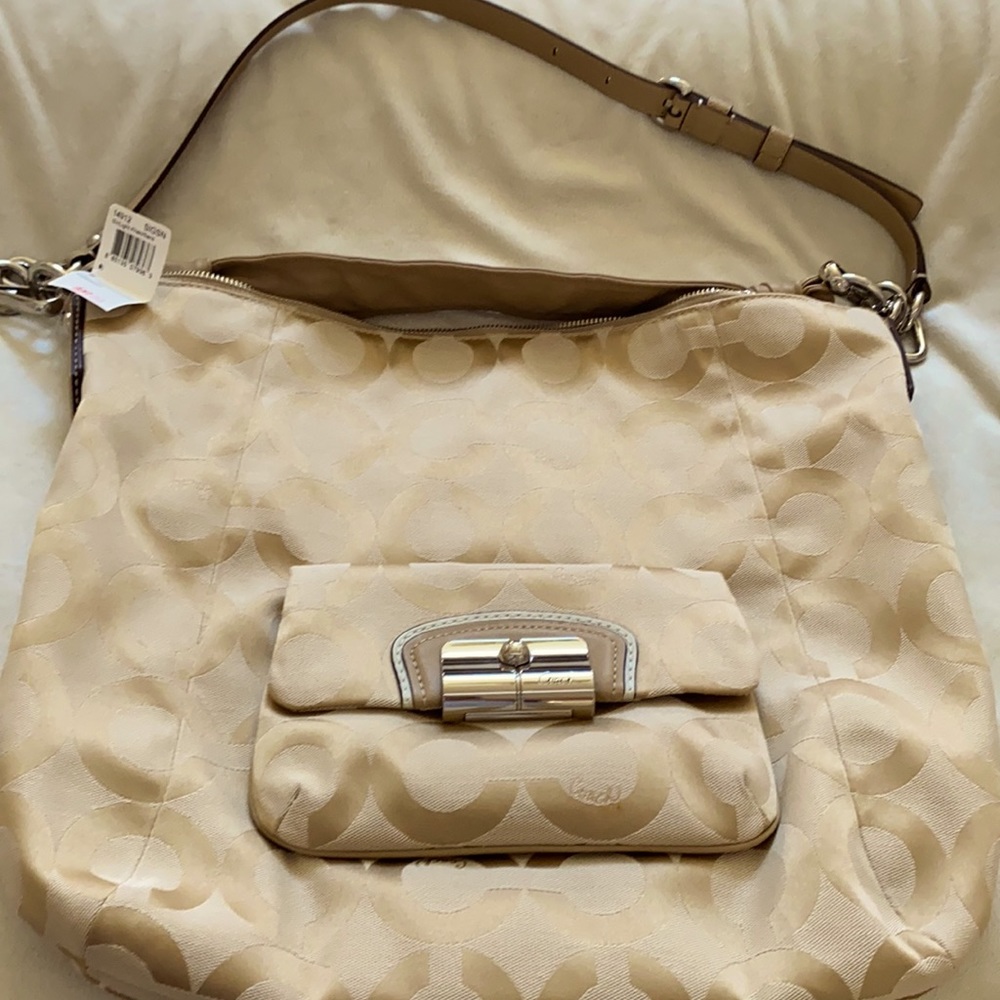 Coach Kristin hobo/crossbody bag. - Picture 2 of 6